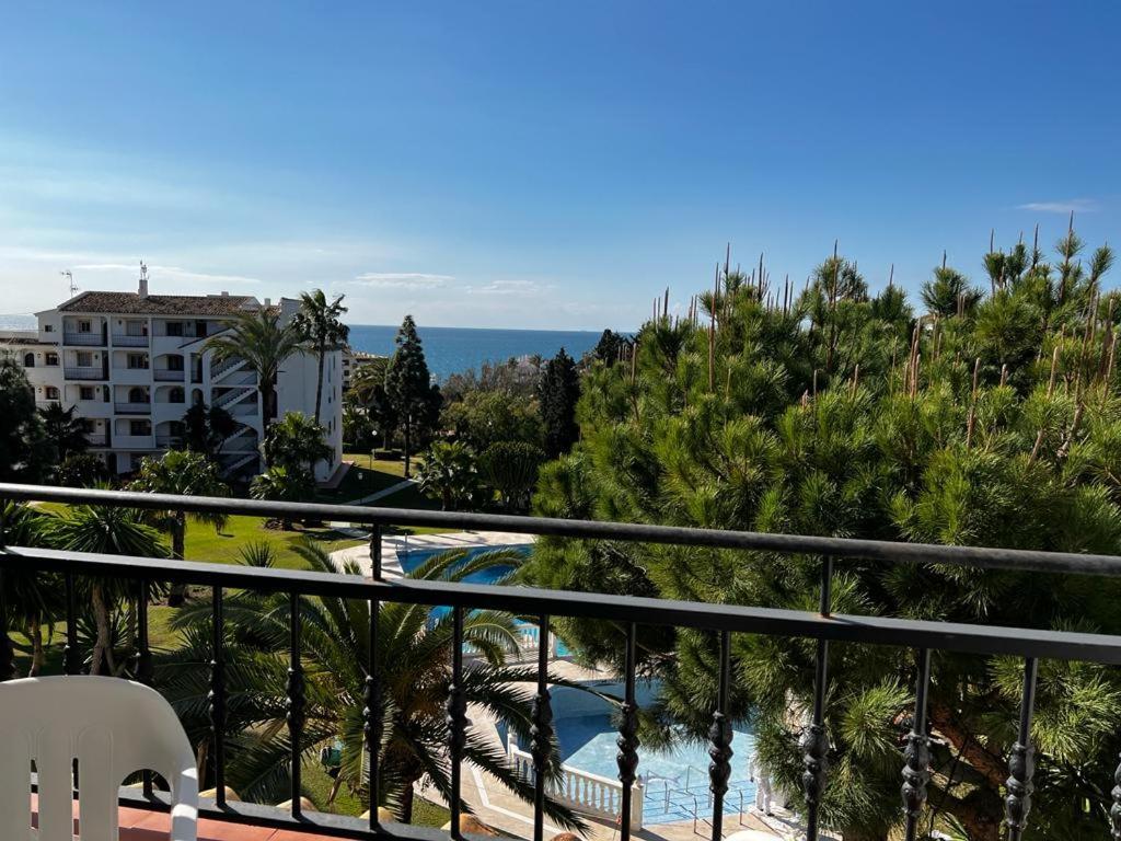 Riviera Del Mar Apartment Sitio de Calahonda Exterior photo