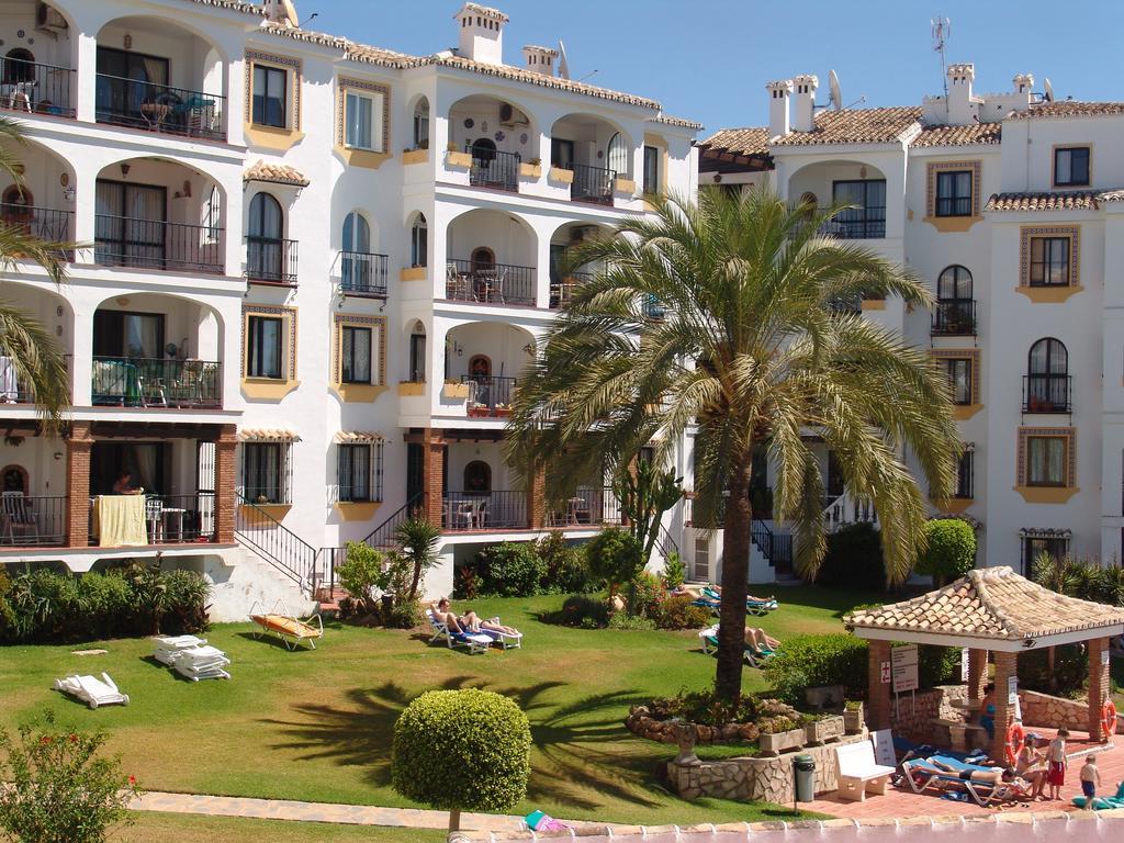 Riviera Del Mar Apartment Sitio de Calahonda Exterior photo