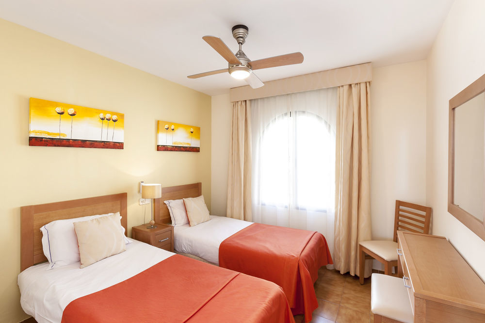 Riviera Del Mar Apartment Sitio de Calahonda Exterior photo